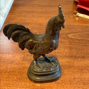 Elegant Bronze Rooster Sculpture